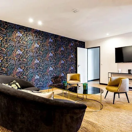 Apartmán Cozy 3 Bedrooms *